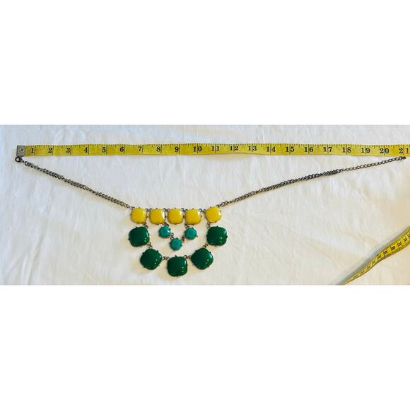 J. Crew Green & Yellow Beads gold tone Statement Chunky bib Necklace preppy bold - Picture 2 of 5
